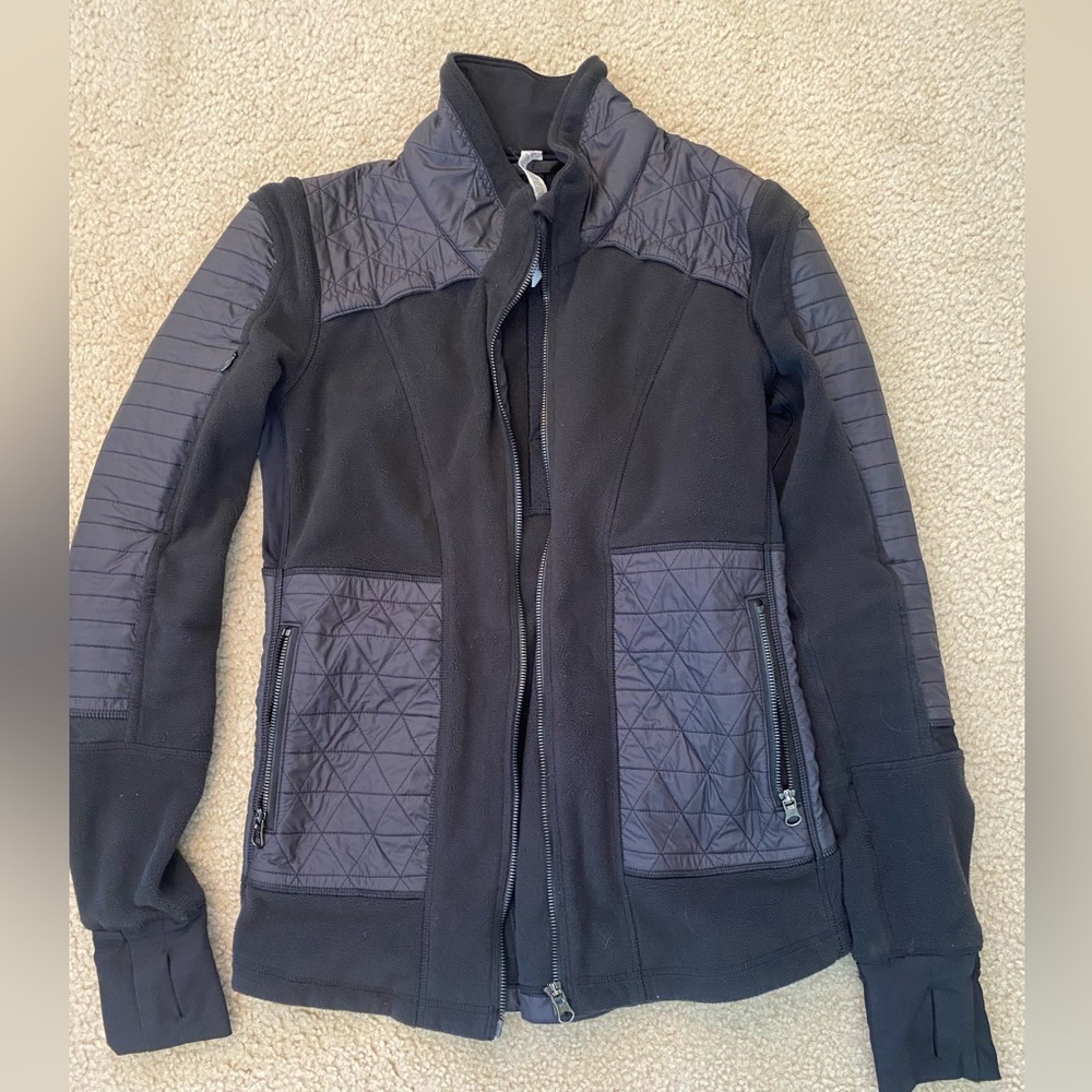 Black Lululemon fleecy keen jacket, excellent condition, but no hood